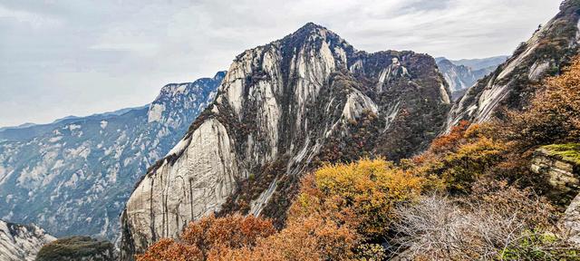 魂牵梦萦，我登上思念已久的华山.......