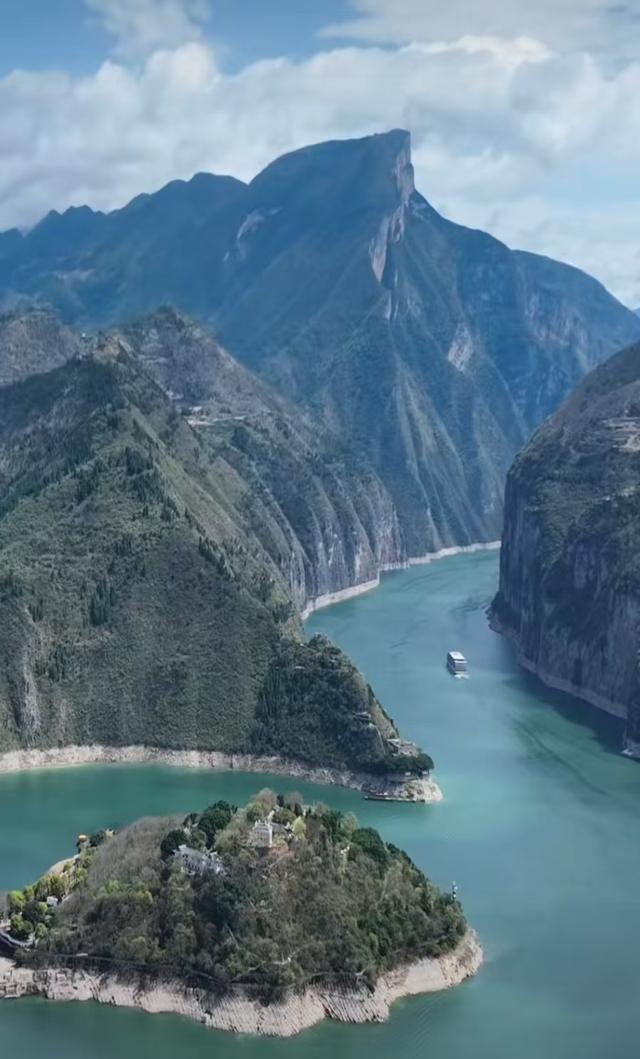 G348国道三峡段（白帝城——南津关）中国地质科普公路