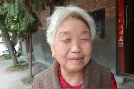 浙江老太太惊喜重逢：昔日知青医生竟是她的亲生孩子！图片