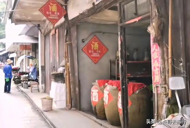 成都龙泉山下，又一古场镇，古朴原始让人醉，不少人慕名前往！