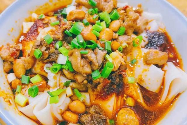 @越野爱好者，贵州红越野总决赛后，用遵义的美食唤醒味蕾！