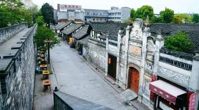 探寻老街巷褶皱里的城市密码，感受正宗郫都味~