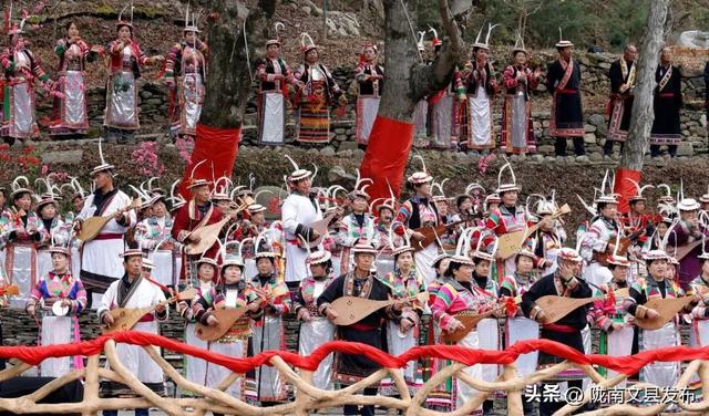 正月十五的白马山寨