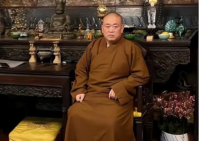 拔出萝卜带出泥！释永信全家丑闻曝光，原来他不过是冰山一角！