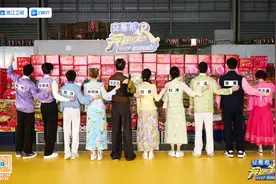 奔跑吧12全员大合影曝光 白鹿范丞丞稳居C位 郑恺李晨站位引争议！图片