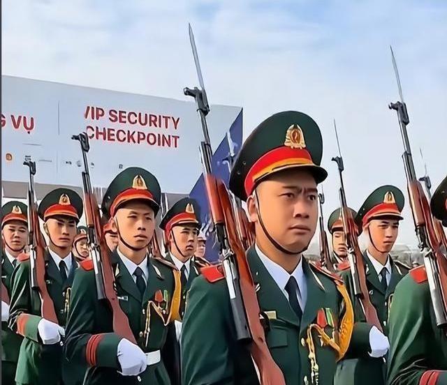 越南又和中国杠上了？中国前脚定下9月3阅兵！越南后脚就定9月2！
