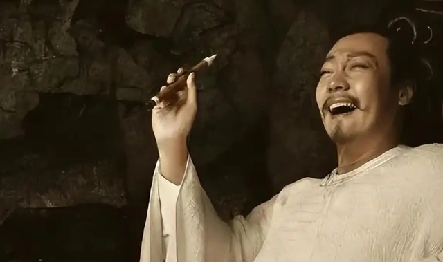 爱妻朱媛媛离世5月后，辛柏青又传来坏消息；原来他还没走出悲伤