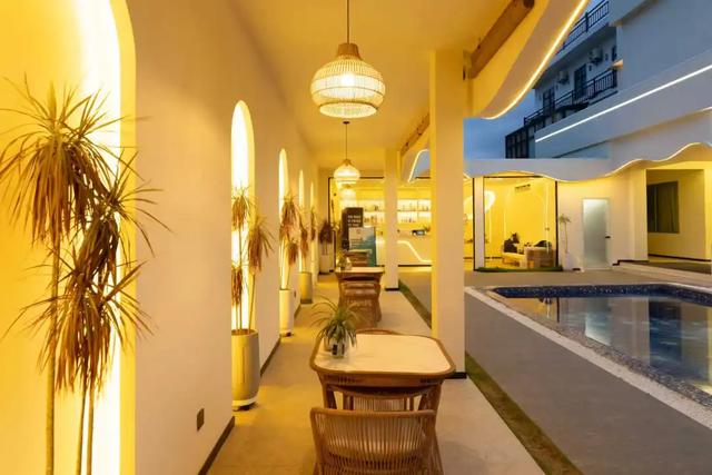 万宁两家民宿获评“银宿”，在日月湾周边！