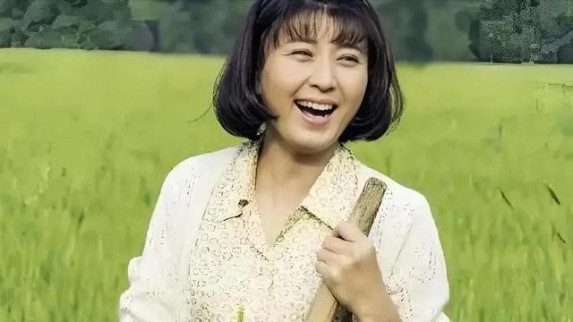 好言难劝该死鬼！死不悔改，拒不道歉的闫学晶，这次惹众怒了！