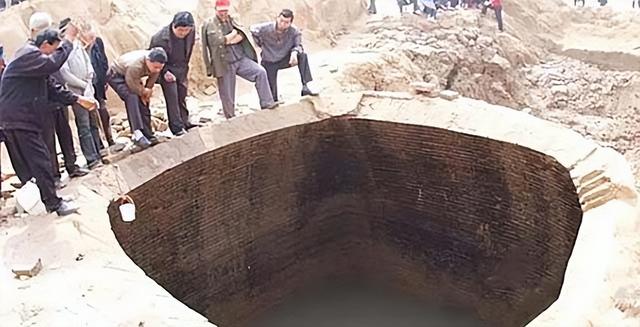 丰县河底藏着一座"地下宫殿"？石马石狮守护的明代官场密码