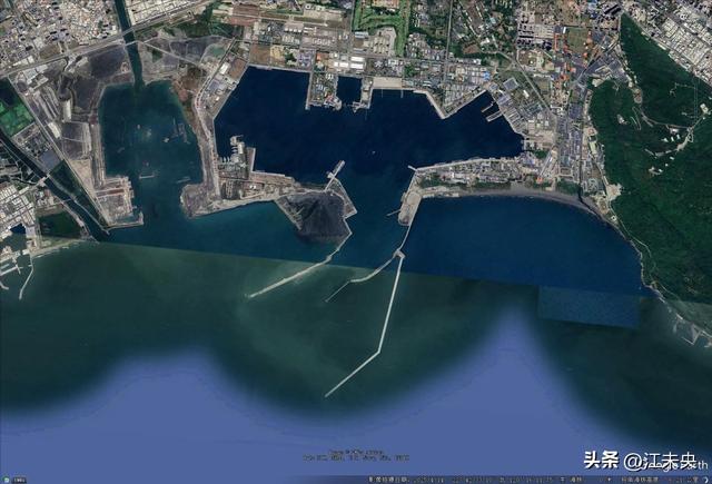 福建舰让美国破防了？反航母靠中国造无人机	，特朗普沉默了