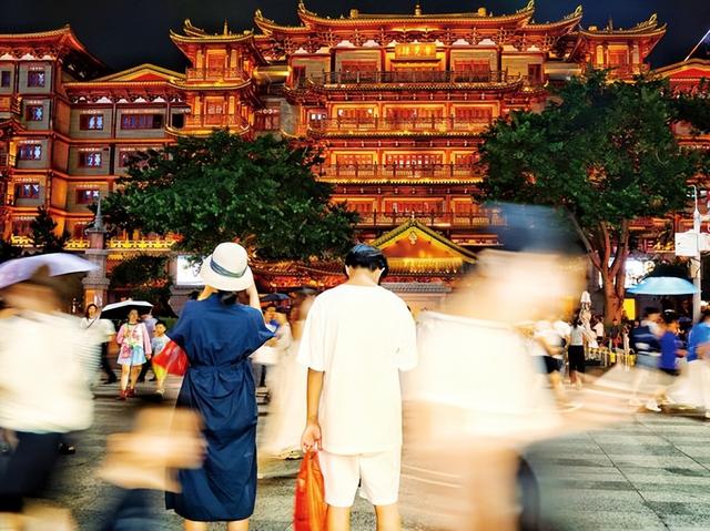 “打卡”广府 乐在其中