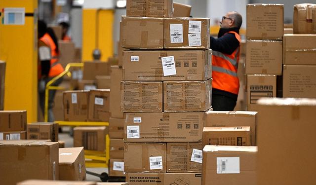 马克龙回国后翻脸，法国助推欧盟对华行动，要征“永久关税”