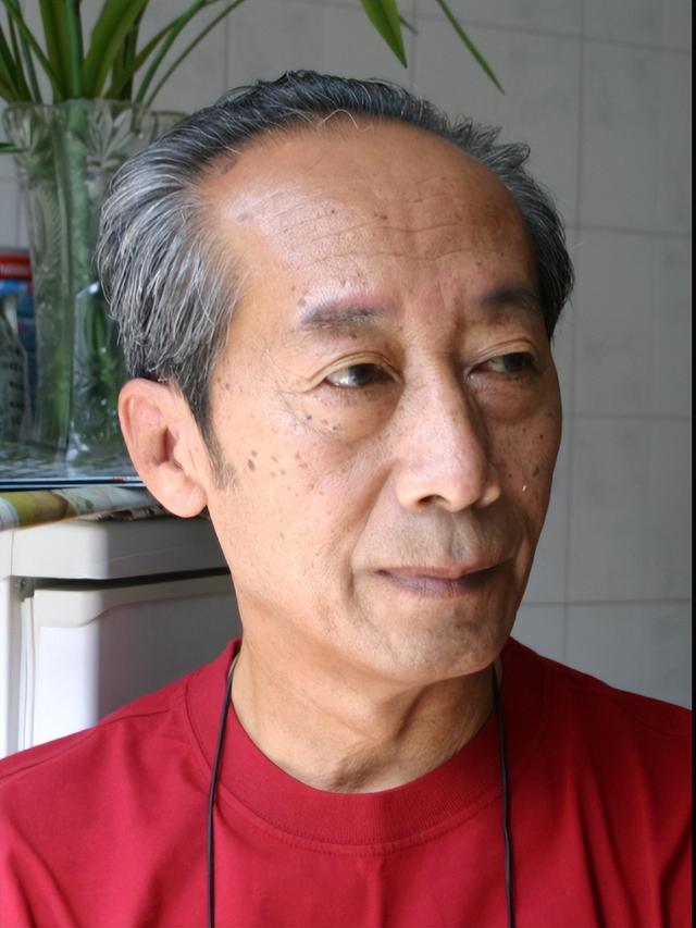 1990年马绍信饰演林彪亮相后，上边发话“林彪”要换人，这是为何