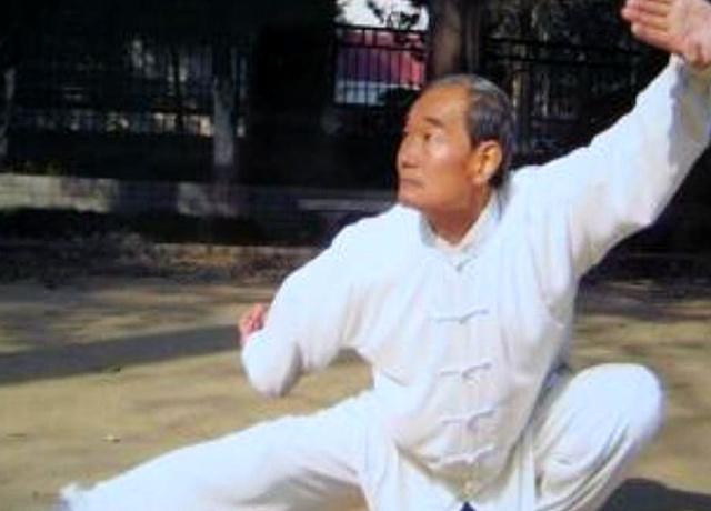 太极拳的“劲”从哪来？99%的人练错了!练出来的整体能量才入门