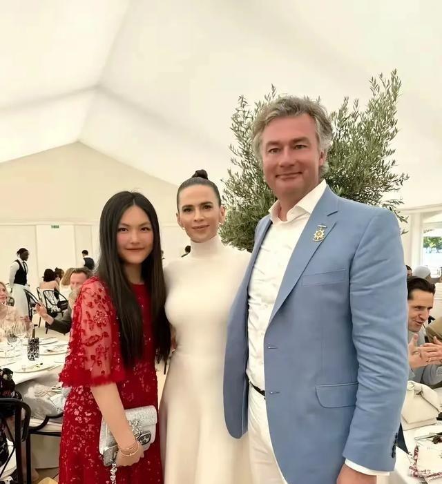 李湘也没料到，频繁进出高端场所的女儿王诗龄，已成为她最大底气