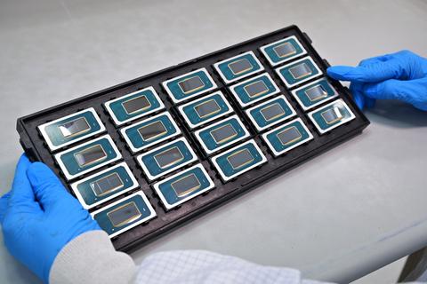 美国动手，对半导体加征100%关税，躺着中枪？外媒：菲律宾遭重创