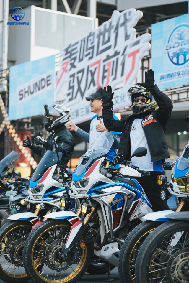 伦教潮玩地标+1！第三届顺德机车文化节启幕