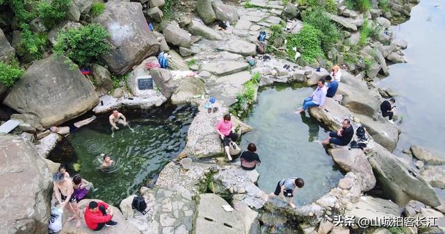 重庆免费“野温泉”，环境优美水温刚好，你知道它在哪儿吗？