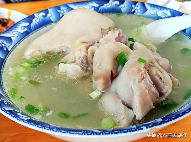 成都近郊最大规模红枫来了，被严重冷落，不要门票，古镇美食诱人