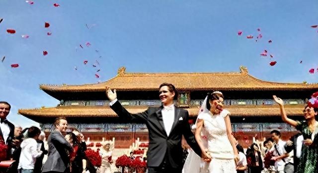 叶剑英孙女叶明子，在故宫办婚礼嫁美国银行家，京城四大名媛之一