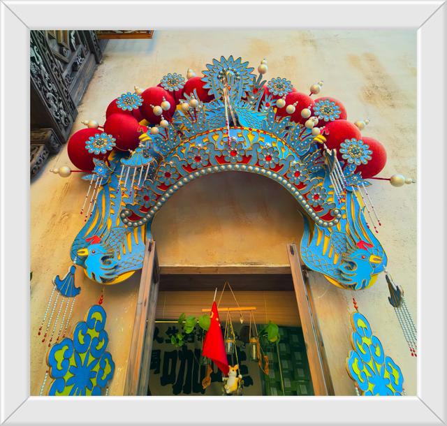 浸在烟火与诗意里的弦高古镇