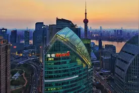 上海投资巨头如何在18年内造假700亿？揭秘22家空壳公司的真相！图片