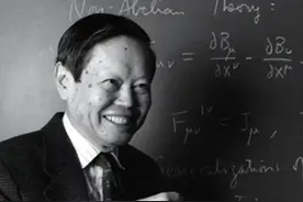 杨振宁的“长寿秘诀”，最核心的并不是多运动、喝水，而是这4点图片