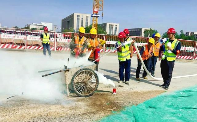 中铁十七局承建中北大学半导体与能源宇航学院项目竣工