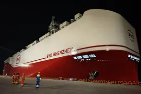 破浪·新出海记丨太仓—巴西，蓝海壮阔！全球最大汽车滚装船满载“比亚迪”启航图片