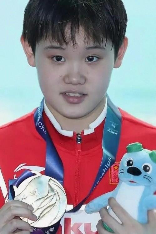 官宣退役不足1月，张家齐接受专访，句句不提却字字都提全红婵