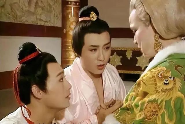 武则天后宫男宠众多，为什么不怕怀孕，原因很简单