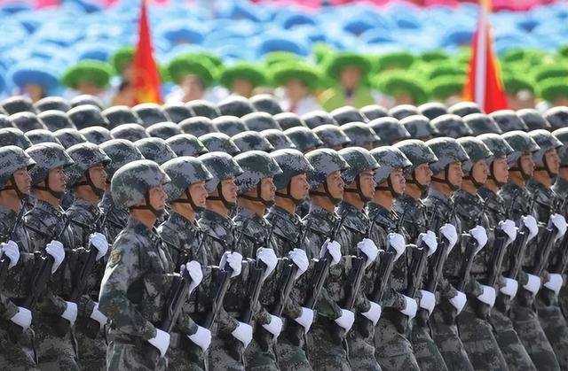 台胞参加九三阅兵，前脚刚落地北京，马上就送给赖清德一句话
