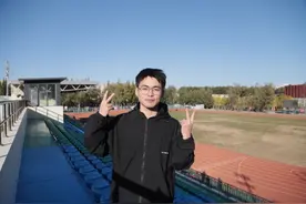 加权96+，52门满绩，这个班长连续三年专业第一！图片