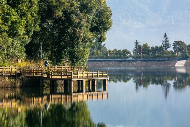 旅居思茅 | 秋日梅子湖 偷得浮生一日 邂逅比天空更透亮的诗境