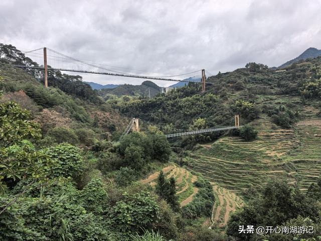 2025年秋老姐俩江西行，去篁岭看晒秋