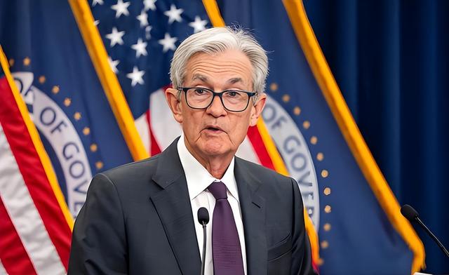 美联储又爆丑闻！高官噤声期交易个股，辞职后特朗普火速补位