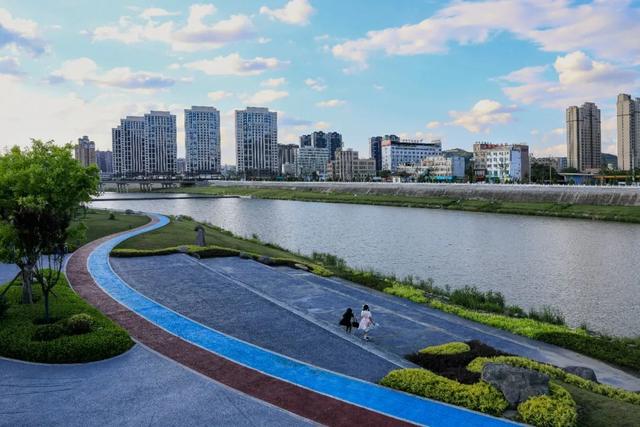 从荒滩到“打卡地”！成县青泥河湿地公园这波“蝶变”太惊艳~