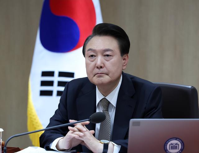 大批稀土被转运美国，中方已揪出两个帮凶，印度开始“另起炉灶”