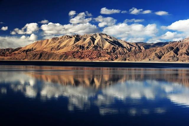 穿越阿里，才算真正到过西藏！万山之祖与百川之源在此相遇。