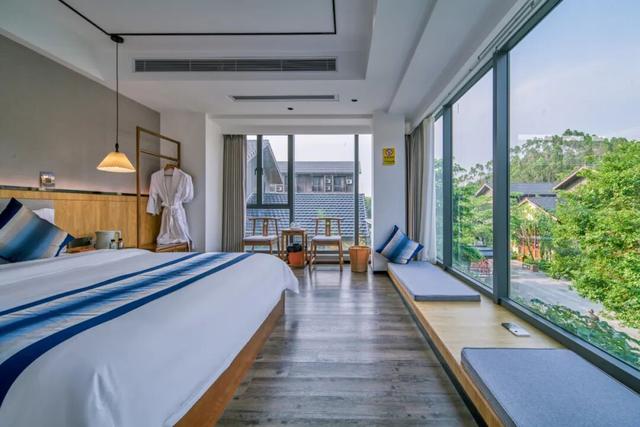 5分钟到达新兴南站！凭高铁票住房享9折优惠、泡汤泉低至¥48元/人！来禅域小镇玩转两天一夜！