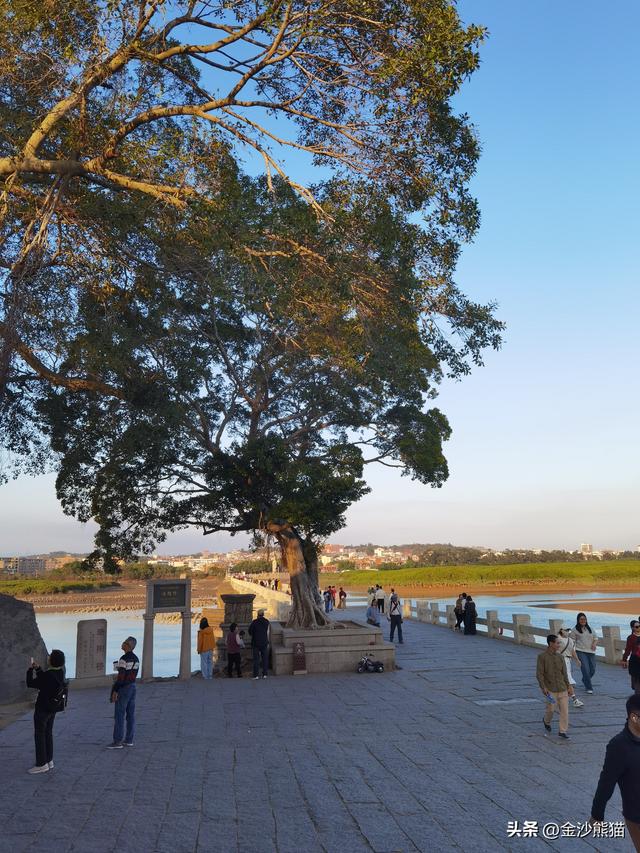 打卡泉州“半城烟火半城仙” 双龙连续第三年千里走双骑7