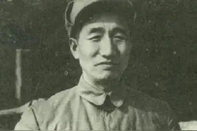 徐帅为人低调，一生有4位挚友，其中三位元帅，还有一人很有威望图片
