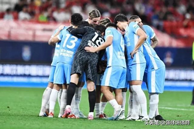 12月4日下午，中超传来大连英博	、北京国安、拉布亚德消息