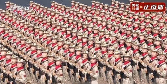 阅兵途中，如果女兵突然想上厕所怎么办？中国解决方式太聪明