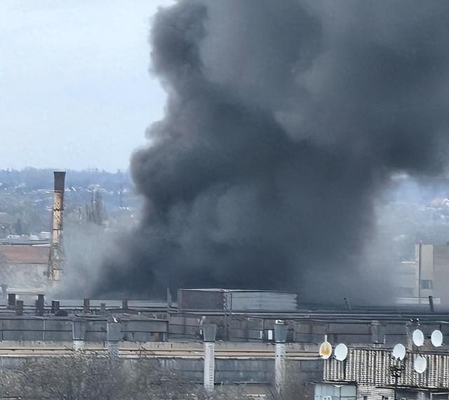 动手前通知中美，不想被中美同时误判	，普京遭斩首未遂，报复太狠