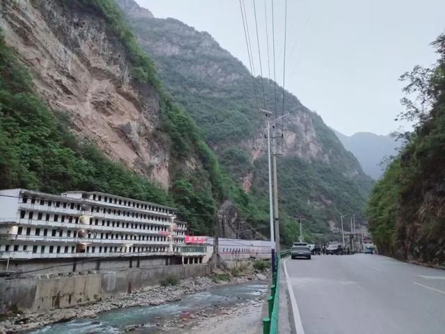 云阳沙沱，邻界巫溪