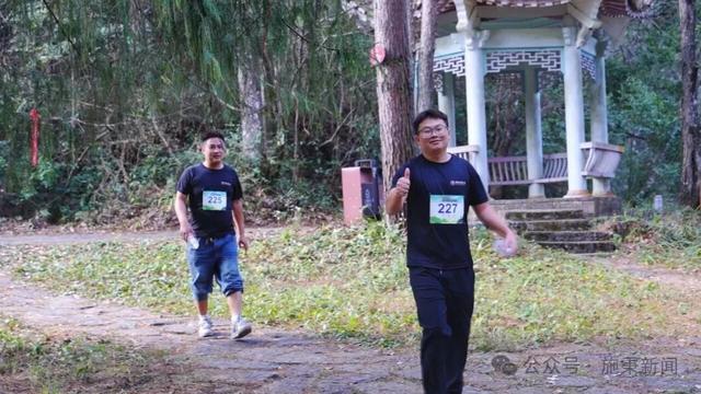 冬日“登峰”邂逅“世遗”！云台山徒步登高穿越赛激情开跑