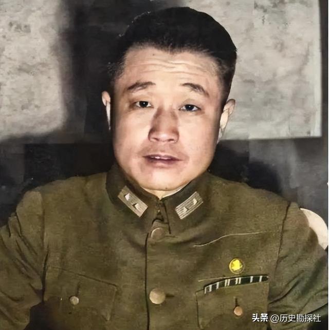 杨振宁发妻杜致礼有多美？1949年在美国的留影，22岁的她气质不凡