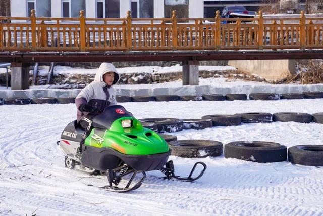 开业大吉！六鼎山冰雪乐园正式迎客 解锁冬日欢乐新地标